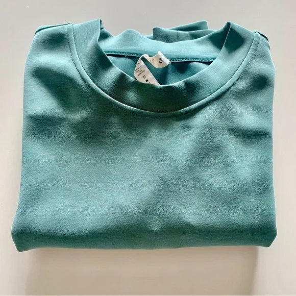 Lululemon Perfectly Oversized Crop Crew Softstreme Sweatshirt - Picture 8 of 9